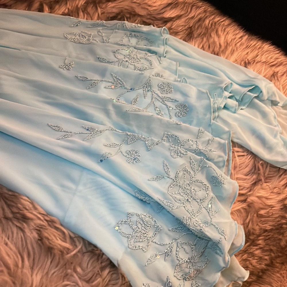 Light blue floral prom dress - Picture 3 of 9